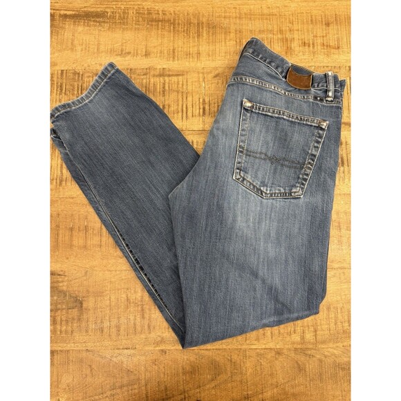 Lucky Brand Jeans Mens 34x32 (Fits 34x31) Blue 221 Original Straight Leg Denim - Picture 1 of 15